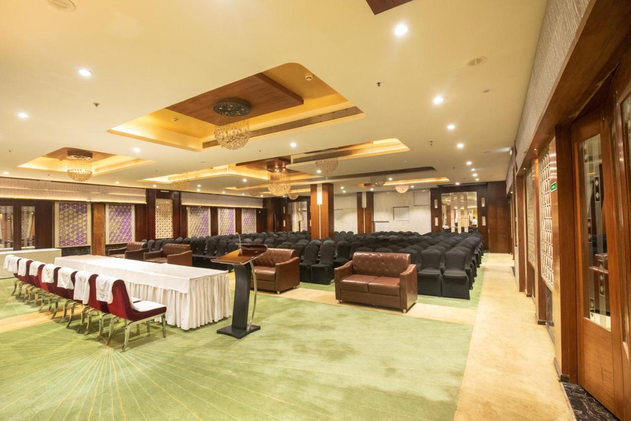 Hotel Sandy'S Tower Bhubaneswar Esterno foto