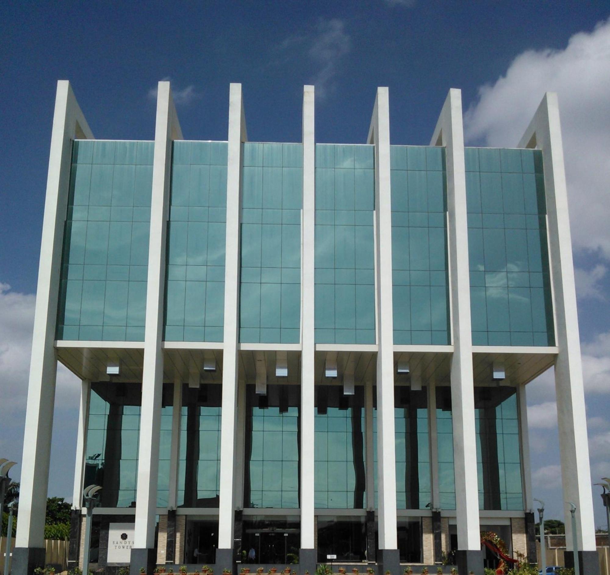 Hotel Sandy'S Tower Bhubaneswar Esterno foto